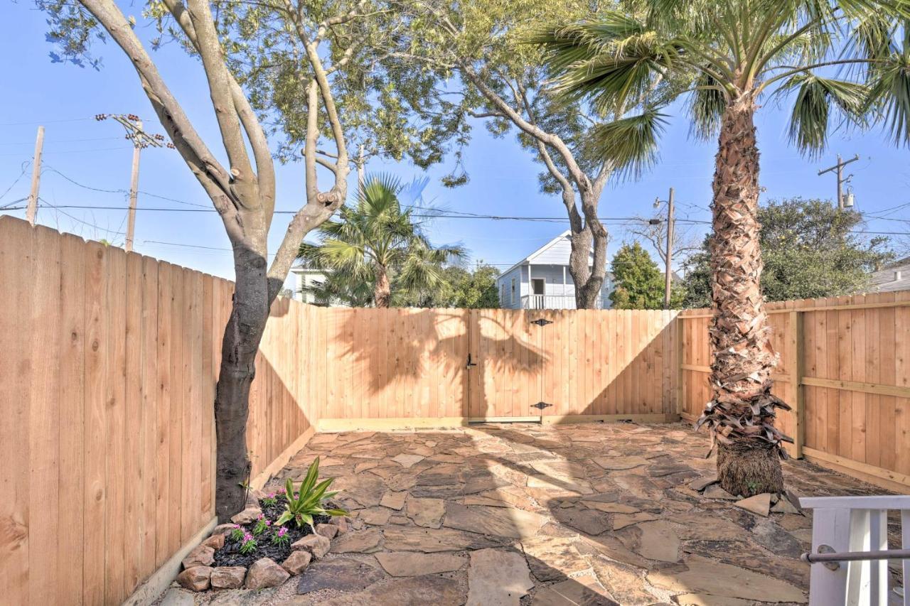 Bright Galveston Cottage Close To Beach And Strand Ngoại thất bức ảnh